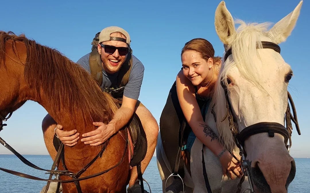 Premium 2 Hours Horse Riding, Desert Trail & Sea Beach - Hurghada Image 5
