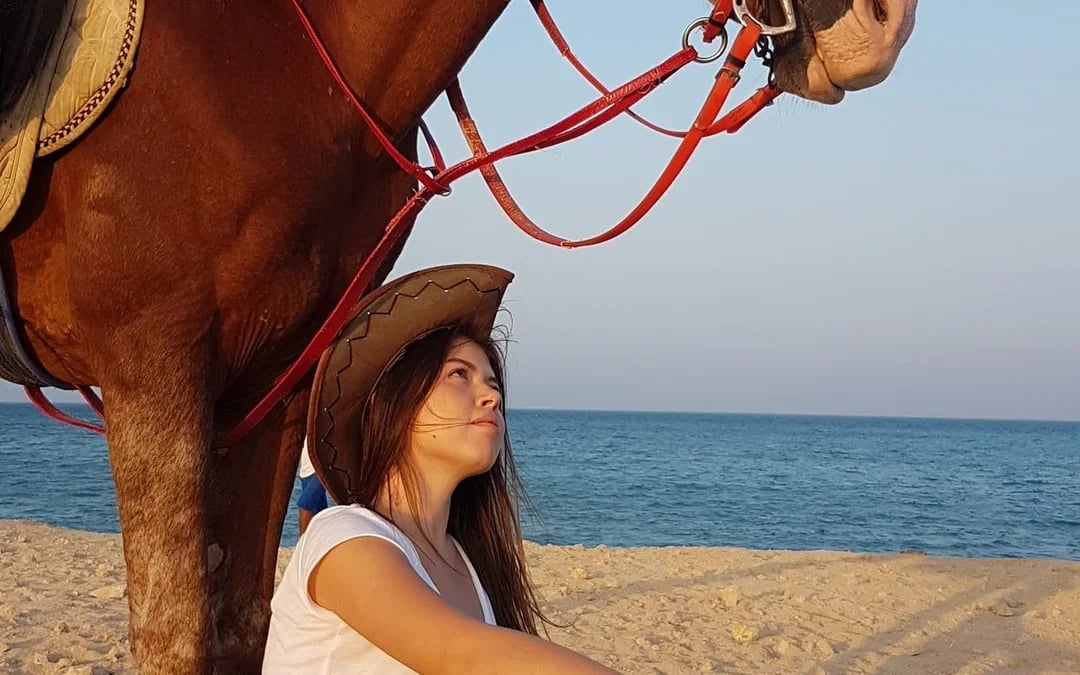 Premium 2 Hours Horse Riding, Desert Trail & Sea Beach - Hurghada Image 7