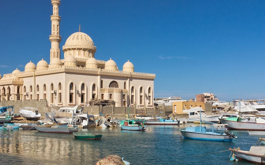 Premium City Tour: Mosque, Marina, Papyrus & Handicraft - Hurghada Image 5