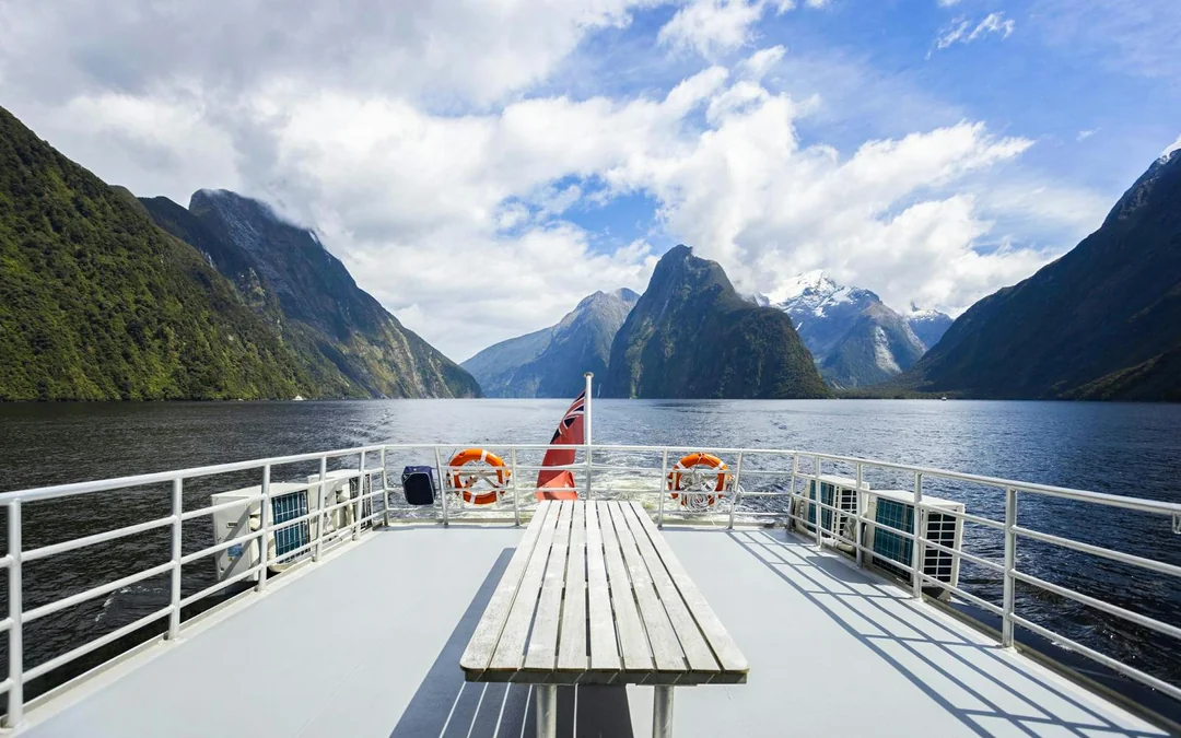 Premium Milford Sound Cruise with Gourmet Canapes & Sparkling Wine Image 5