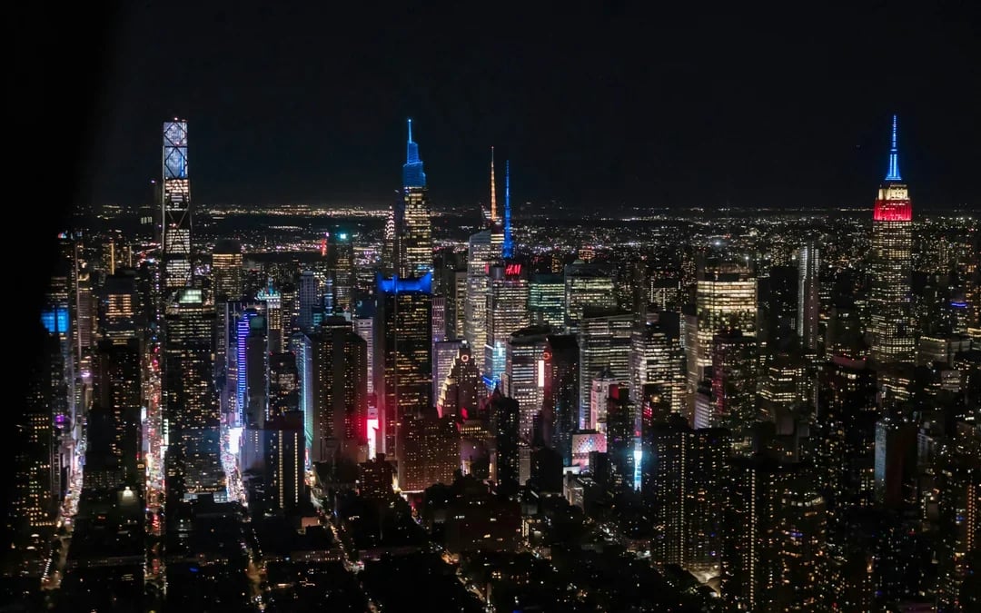 Premium New York City Helicopter Tour Image 8