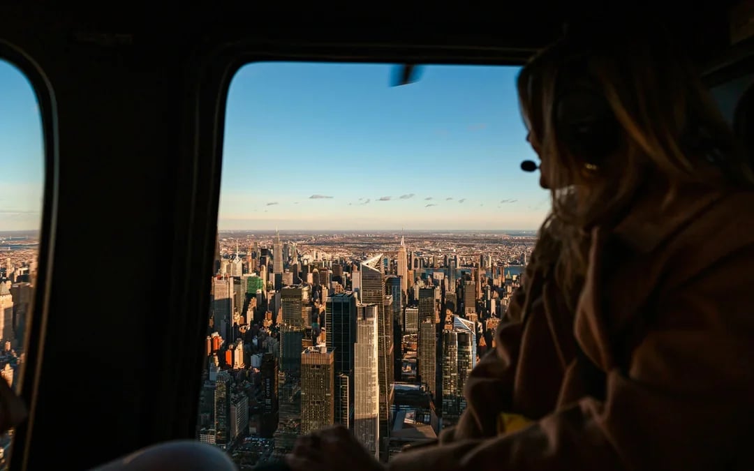 Premium New York City Helicopter Tour Image 9