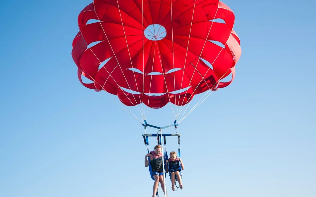 Premium Parasailing Fly Experience NO Transfer - Hurghada Image 1