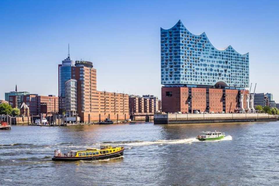 Premium Pass to discover Hamburg with 4 attractions
