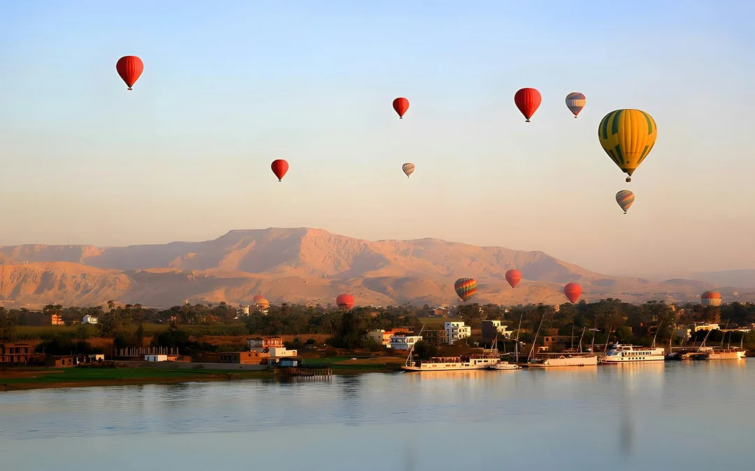 Premium Sunrise Hot Air Balloon Tour in Luxor with Photos, Video & Hotel Transfers Image 3