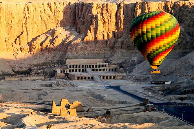 Premium Sunrise Hot Air Balloon Tour in Luxor with Photos, Video & Hotel Transfers Image 5