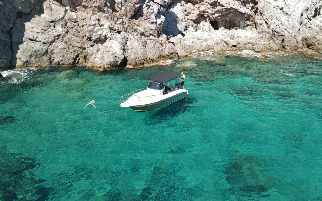 Private Blue Cave & Elafiti Islands Speedboat Tour with Drinks & Snorkeling Image 1