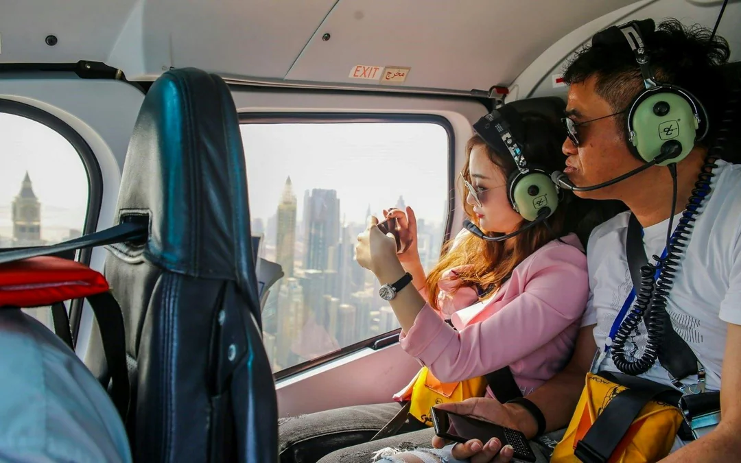Private Dubai Helicopter Ride by Helidubai: 12 to 40 Minutes (Up to 5 Guests) Image 2