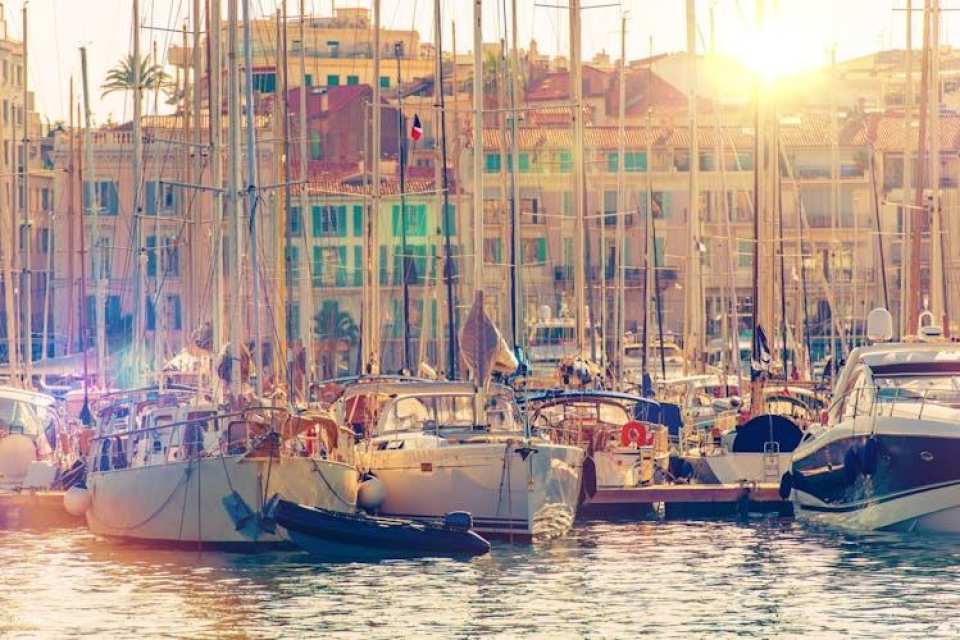 Private exclusive history walk through Cannes with a local expert
