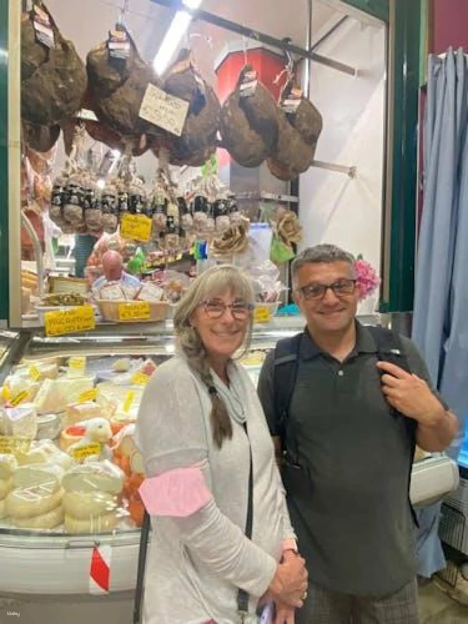 Private food tour of the Central Market in Florence