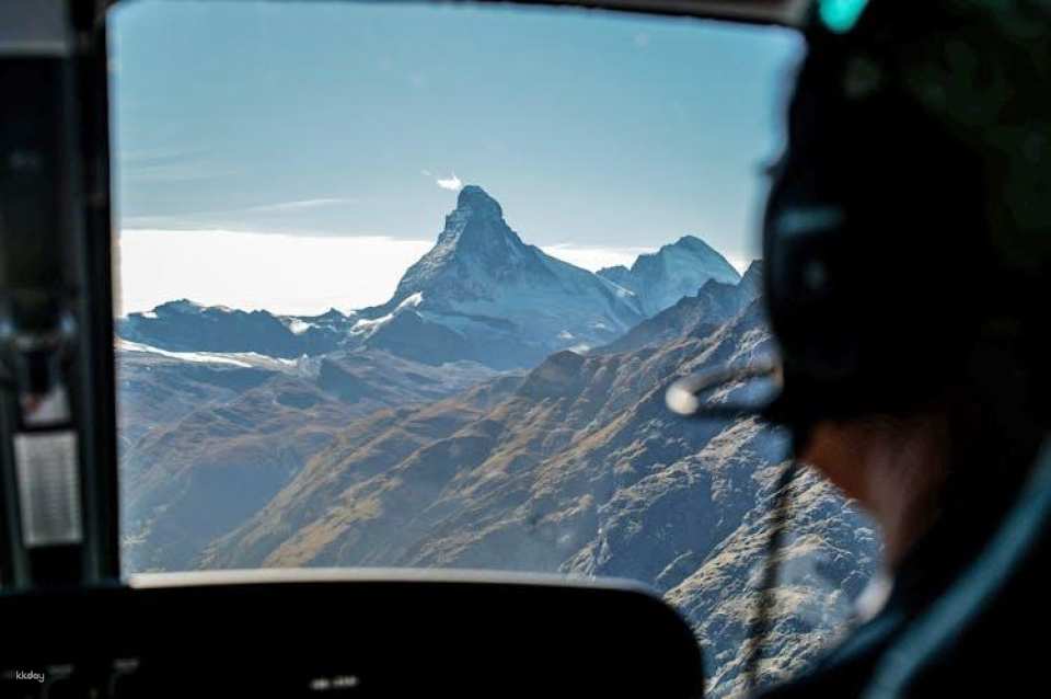 Private helicopter tour  to Matterhorn