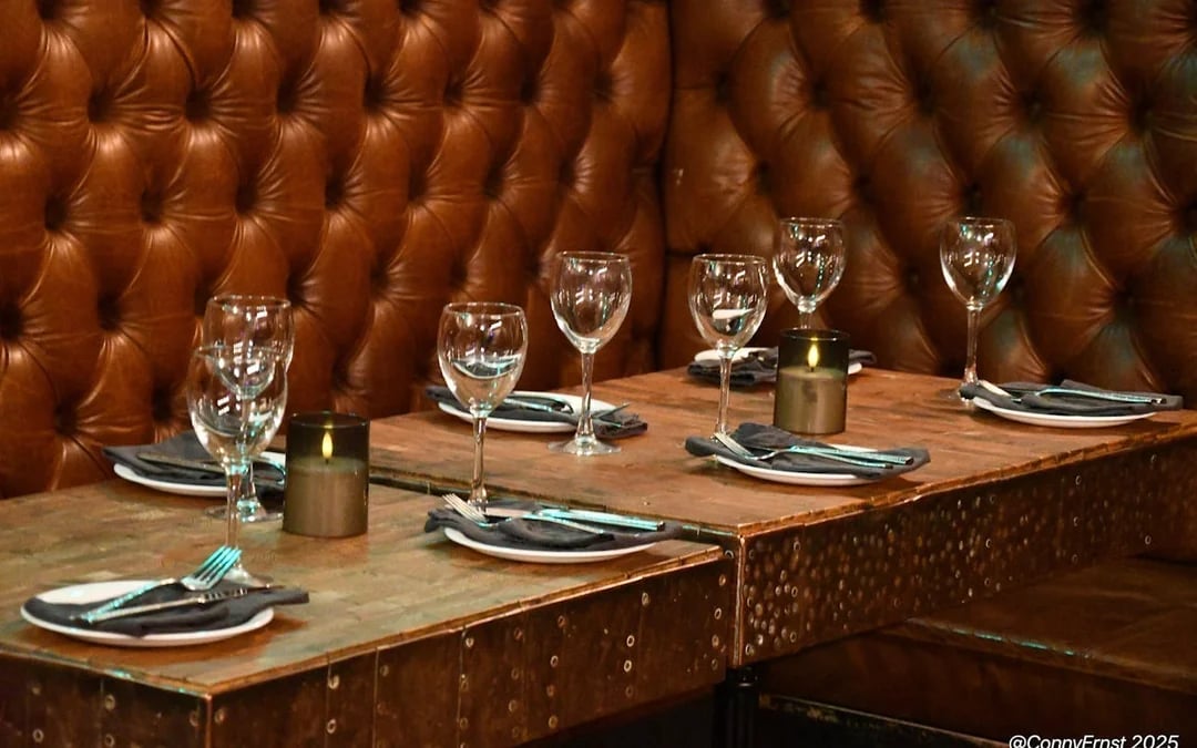 Private Icelandic Dining Experience with Local Host and Traditional Dishes in Exclusive Restaurant Setting Image 7