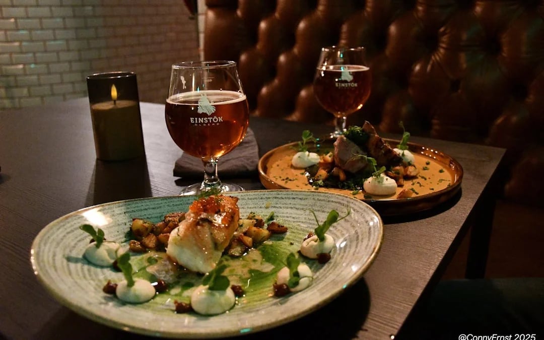 Private Icelandic Dining Experience with Local Host and Traditional Dishes in Exclusive Restaurant Setting Image 8