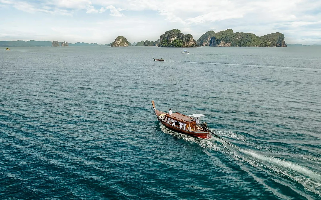 Private Luxury Longtail Boat Island Half-Day Tour in Krabi Image 1