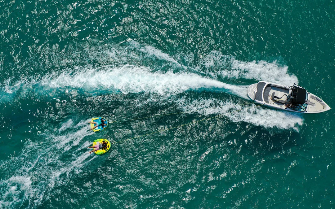 Private Luxury Yacht Rental from Dubai Marina - Groups up to 17 Image 1