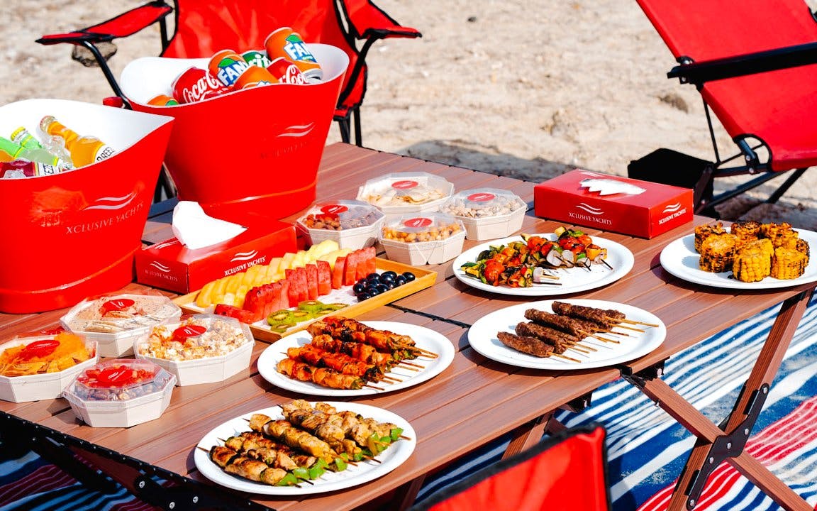 Private Luxury Yacht Rental from Dubai Marina - Groups up to 17 Image 2