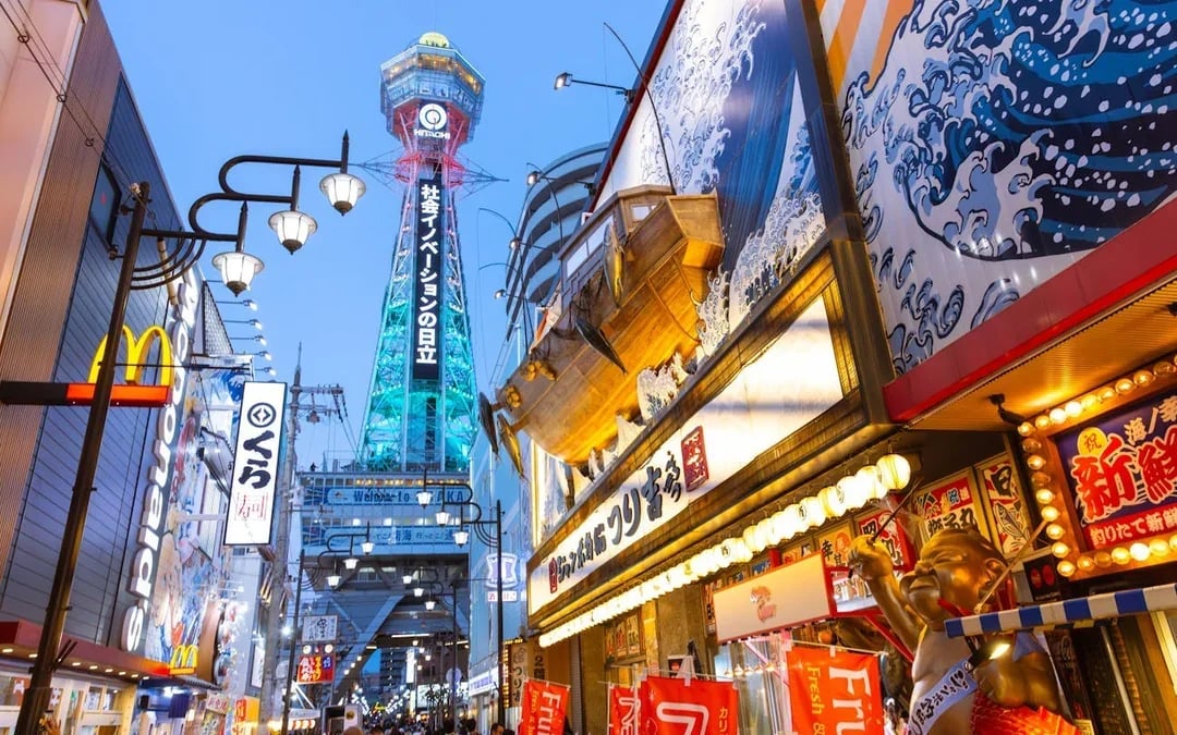 Private Osaka Evening Food Tour with Curated Dinners and Drinks Image 4