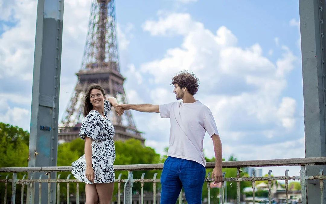 Private Photoshoot at the Eiffel Tower Image 8
