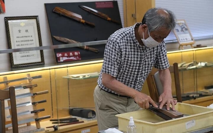 Private Sakai Knife-Maker or  Blacksmith Workshop Tour Image 7
