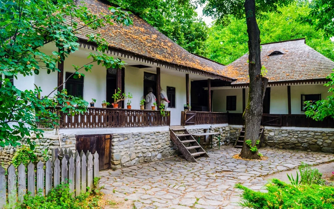 Private Sightseeing Tour of Bucharest With Village Museum Included Image 4