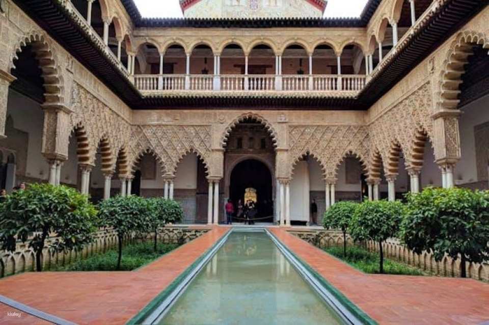 Private tour of the Alcázar of Seville