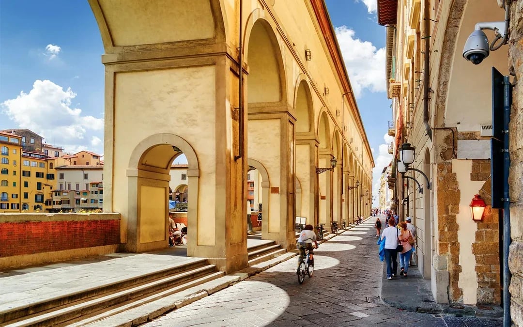 Private Tour of Vasari Corridor and Uffizi Gallery Image 3