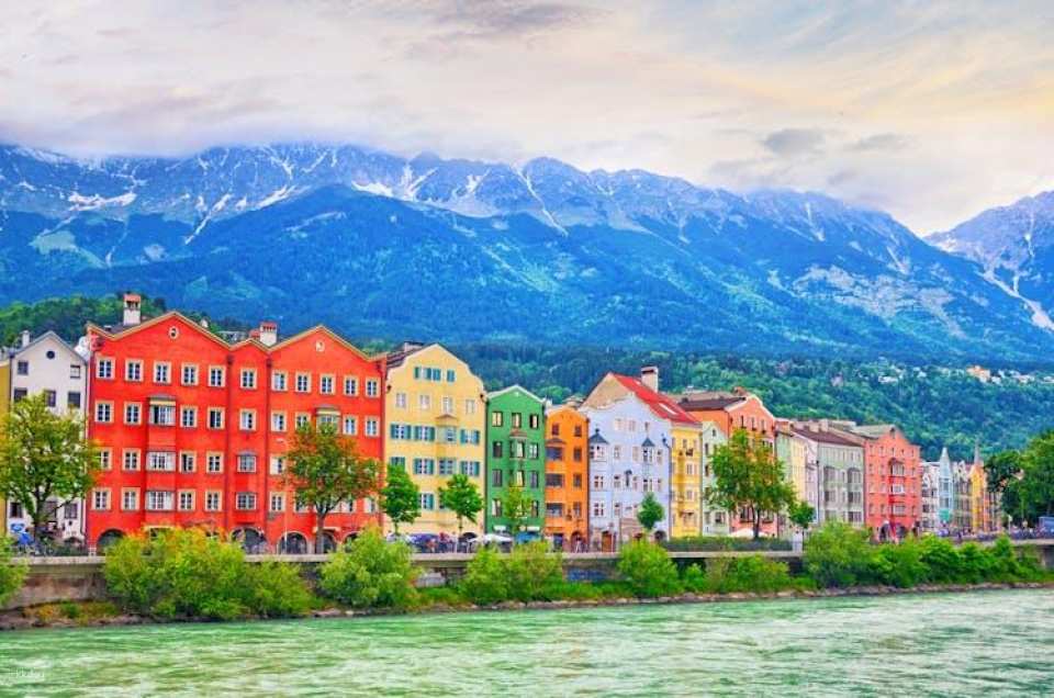 Private walking tour of Innsbruck's imperial wonders