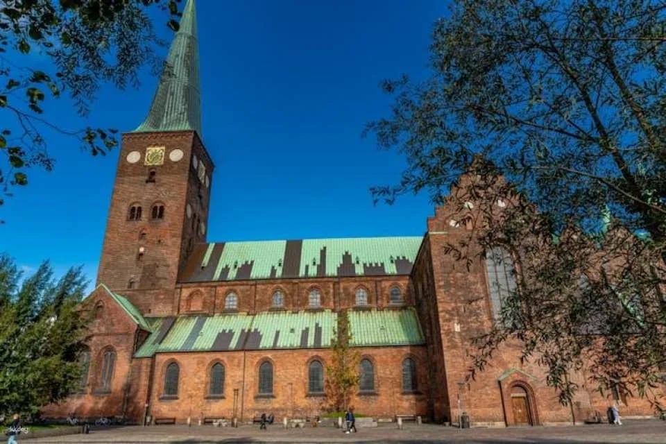 Private walking tour passing the best of Aarhus
