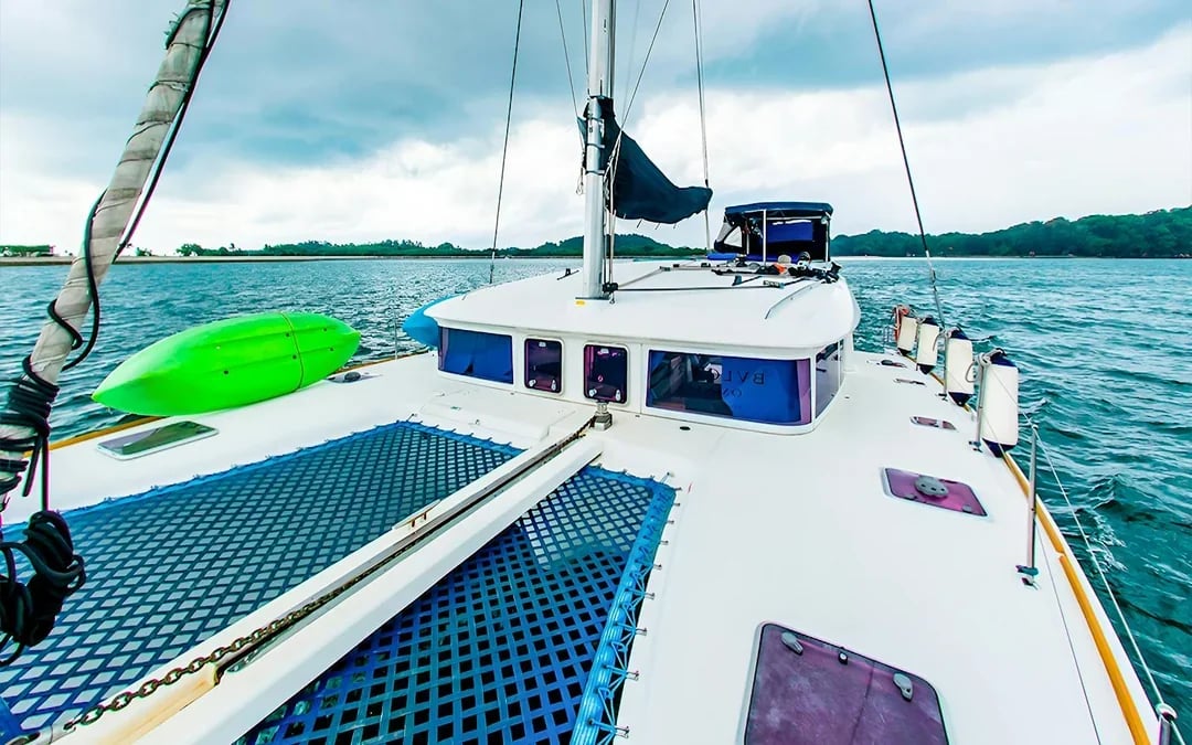 Private Yacht Charter in Singapore Image 4
