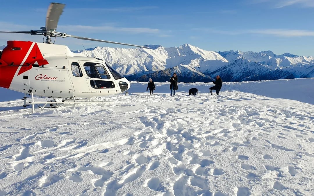 Queenstown 30-Minute Alpine Scenic Helicopter Flight with Alpine Landing via Skippers Canyon Image 2