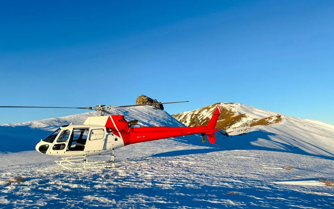 Queenstown 30-Minute Alpine Scenic Helicopter Flight with Alpine Landing via Skippers Canyon Image 3