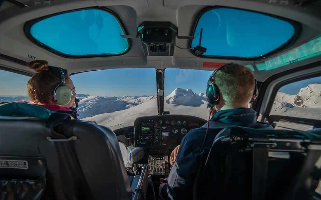 Queenstown Panorama Helicopter Tour with Alpine Landing Image 4