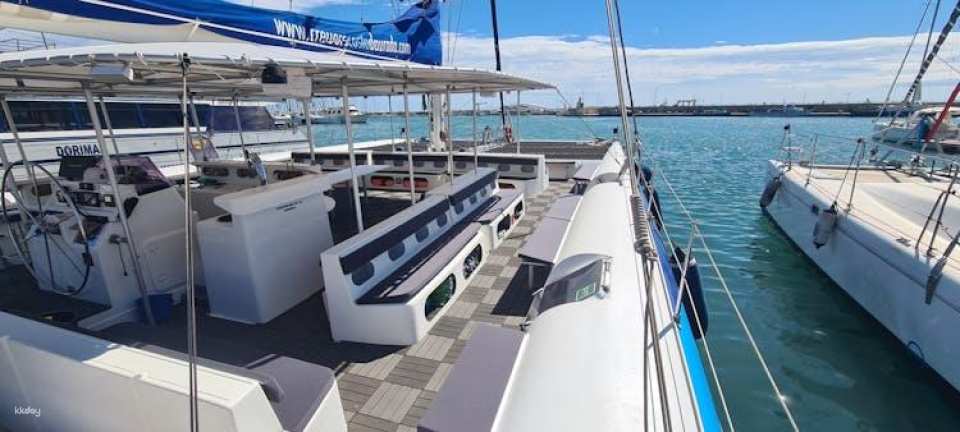 Relax Catamaran cruise in Cambrils