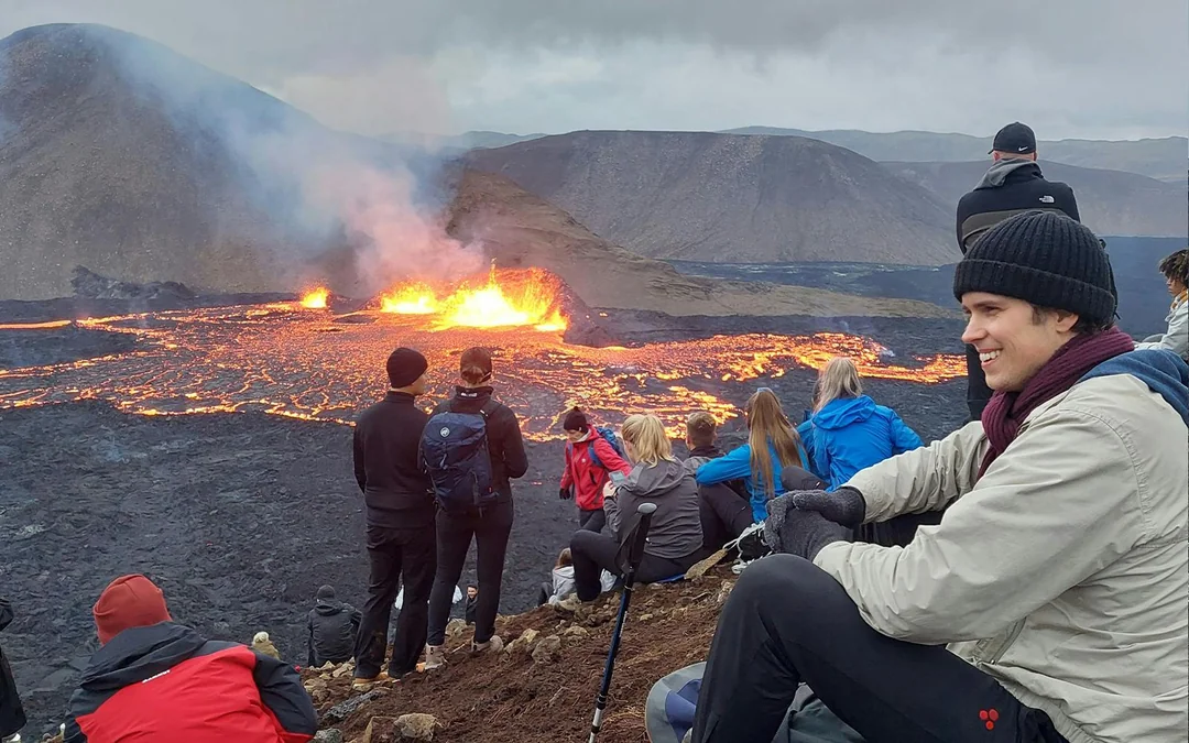Reykjavik: Full-Day Guided Hike of Reykjanes & Volcanic Eruption Sites with Transfers Image 5