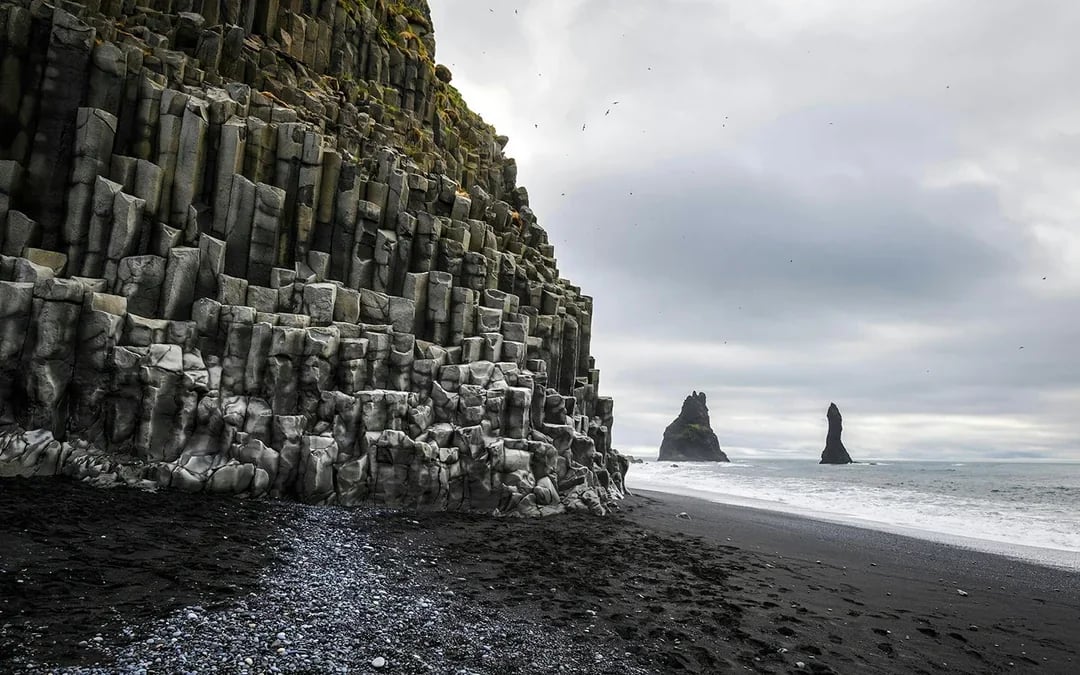 Reykjavik: Glacier Hike, Waterfalls & Black Sand Beach Image 5