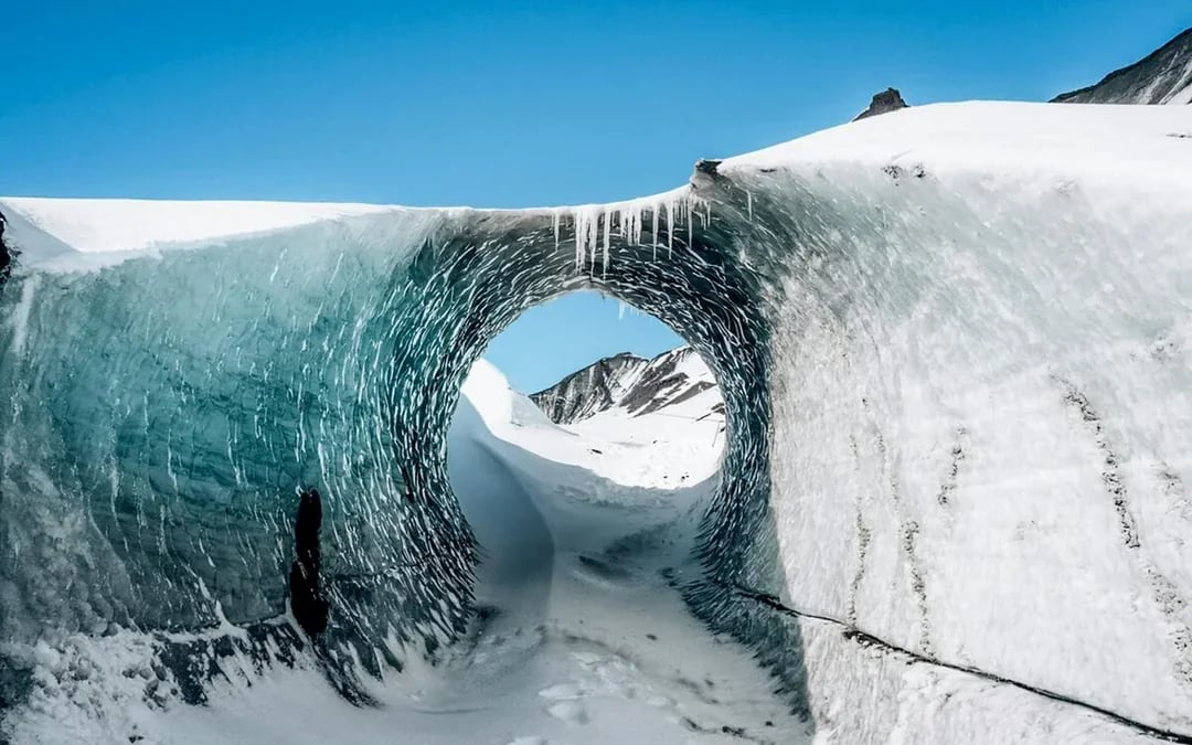 Reykjavik: Katla Ice Cave & Super Jeep Tour with Transfers
Image 2