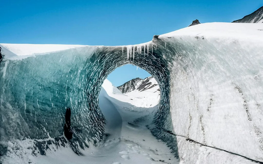 Reykjavik: Katla Ice Cave & Super Jeep Tour with Transfers
Image 2