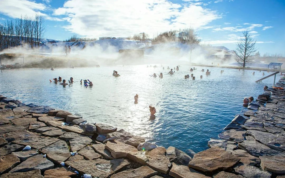 Reykjavik: Langjokull Snowmobile Tour & Secret Lagoon Visit with Transfers Image 6