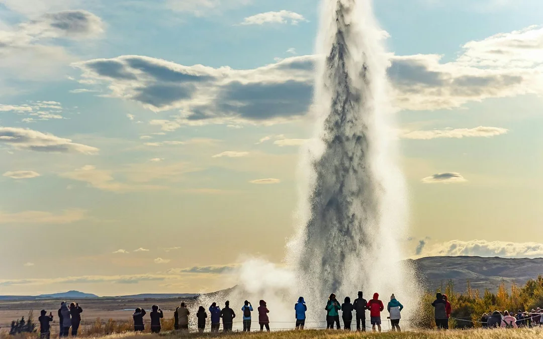 Reykjavik: Northern Lights & Golden Circle Full Day Trip Image 5