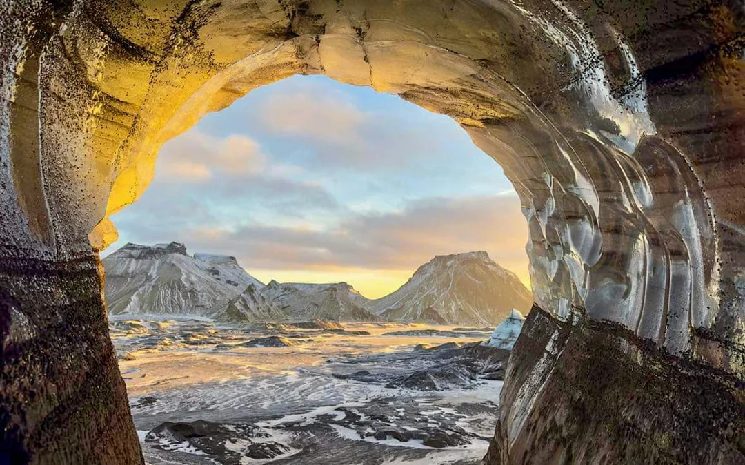 Reykjavik: South Coast & Katla Ice Cave Small Group Tour Image 1