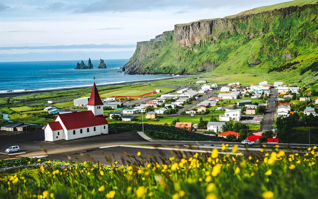 Reykjavik: South Coast Waterfalls, Reynisfjara & Vík Small-Group Day Tour Image 2