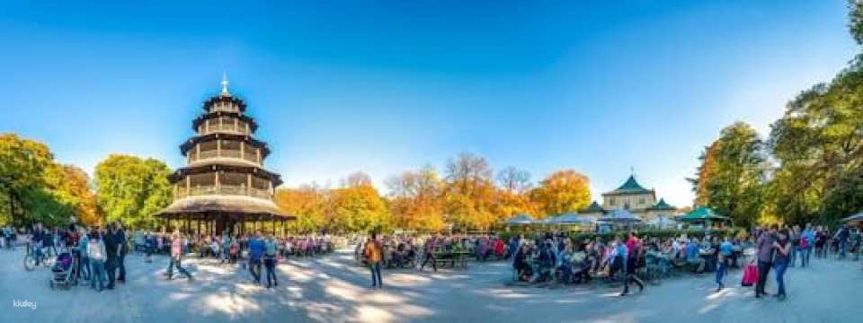 Rickshaw tour in the English Garden in Munich
