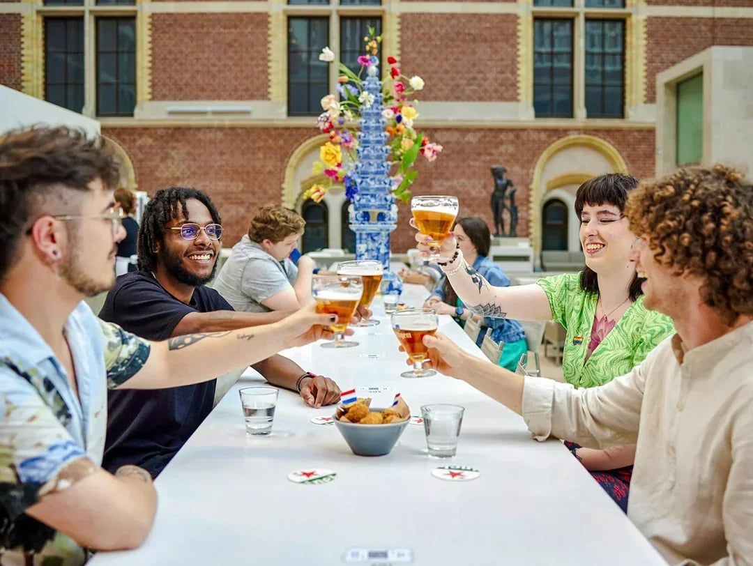 Rijksmuseum Entry Tickets with 2 Drinks Image 1