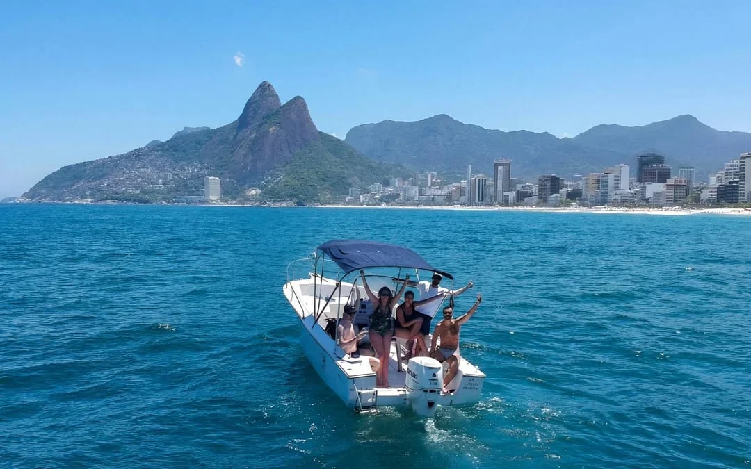 Rio de Janeiro Cruise Tour with Drinks & Swim Stop Image 2