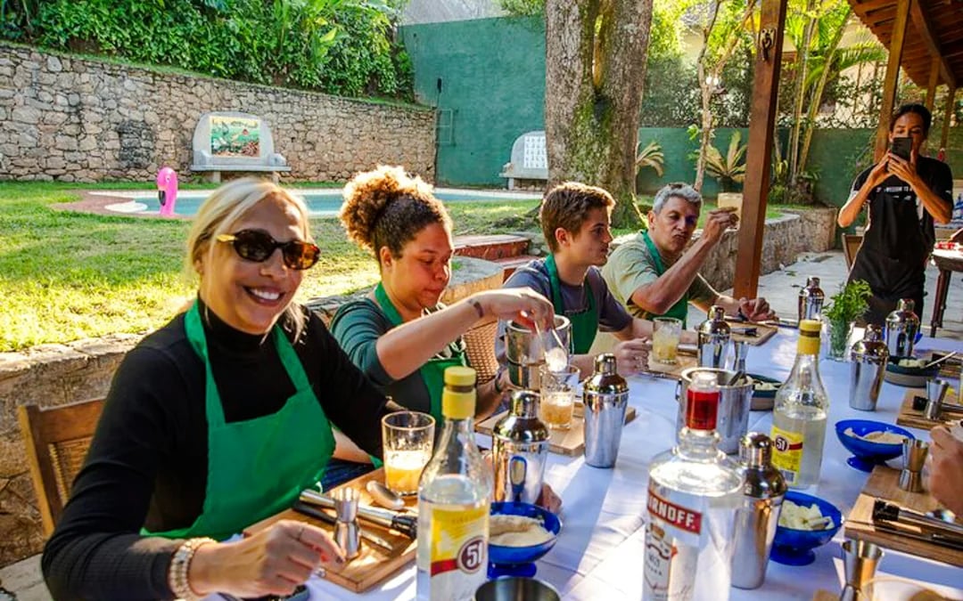 Rio de Janeiro Moqueca Cooking Class with Caipirinha Making and Samba Lesson Image 7