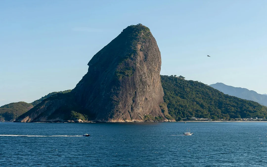 Rio de Janeiro Speedboat Tour in Guanabara Bay with Drinks & Swim Stop Image 12