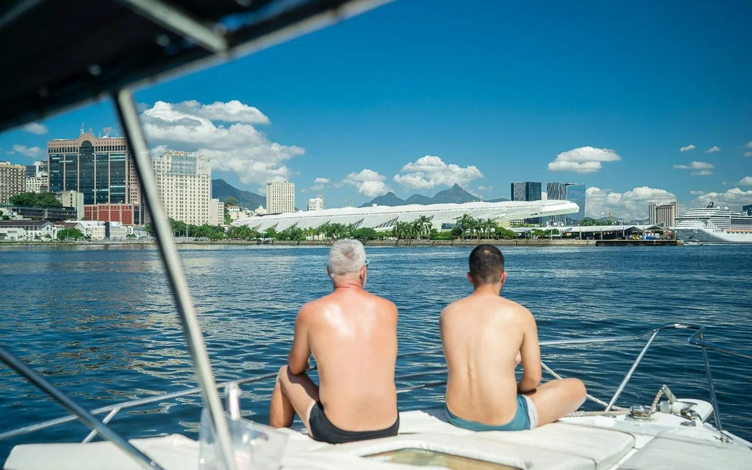 Rio de Janeiro Speedboat Tour in Guanabara Bay with Drinks & Swim Stop Image 3