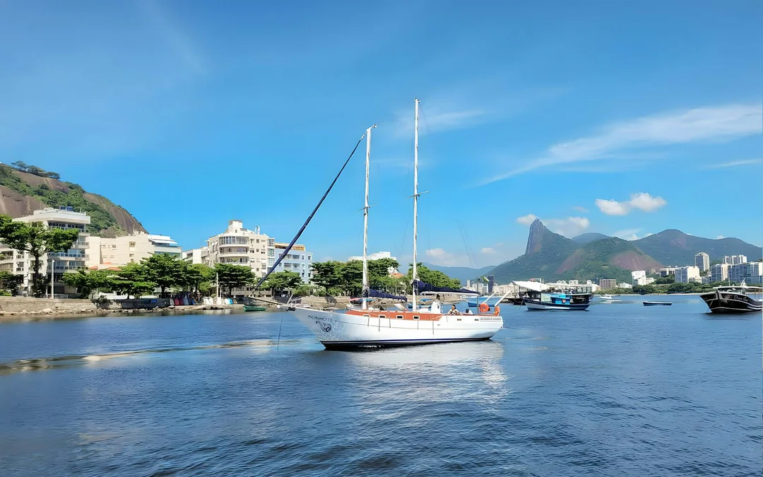 Rio de Janeiro Sunset Sailing Tour with Drinks & Swim Stop Image 1