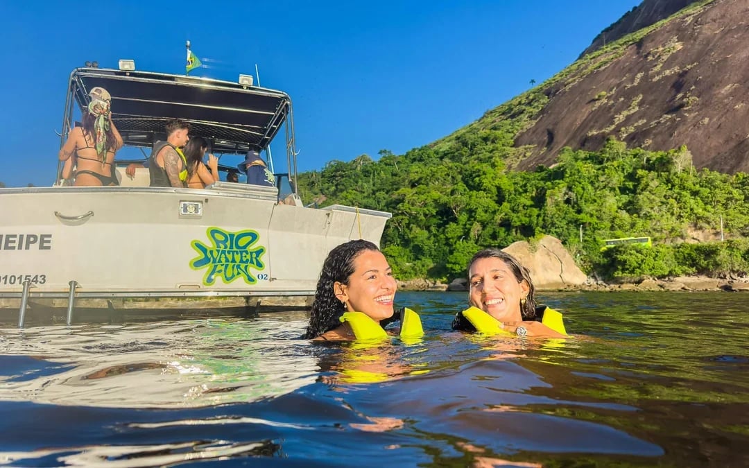 Rio de Janeiro Sunset Speedboat Tour in Guanabara Bay with Drinks & Swim Stop Image 4