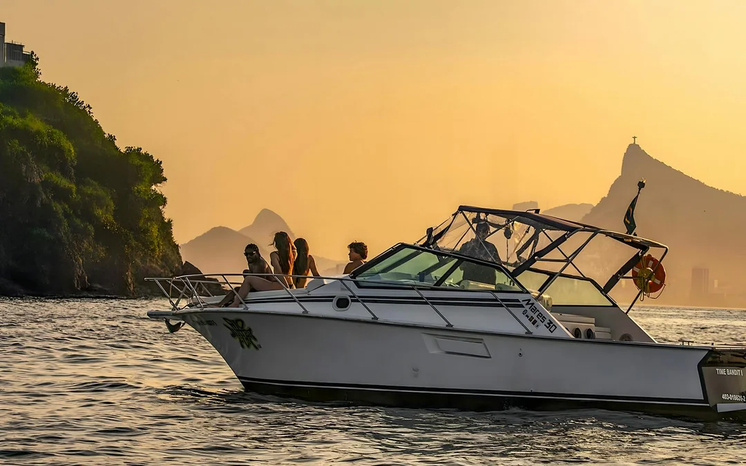 Rio de Janeiro Sunset Speedboat Tour with Drinks & Swim Stop Image 2